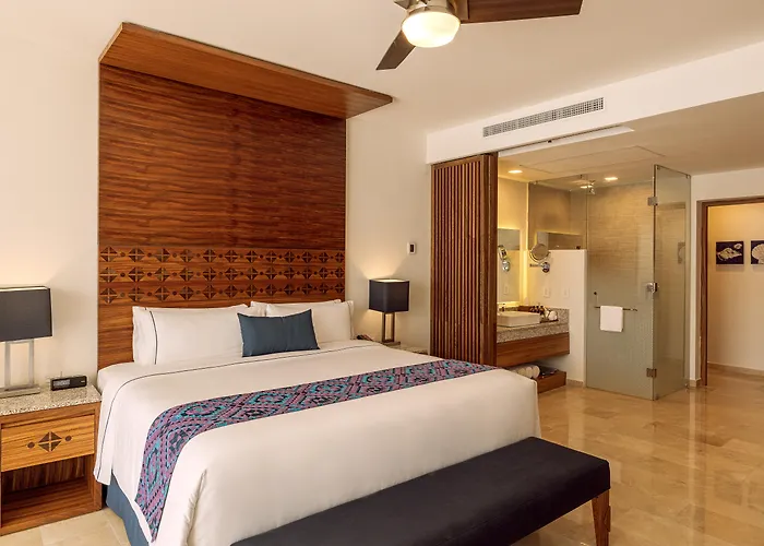 Sensira & Riviera Maya