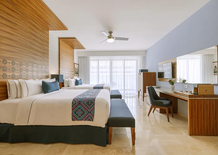 Resort Sensira & Riviera Maya