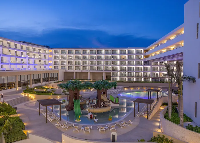Resort Sensira & Riviera Maya