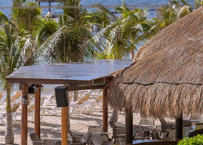 Sensira & Riviera Maya Resort Puerto Morelos